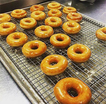 OLD FASHIONED YEAST DONUTS WITH HONEY GLAZE